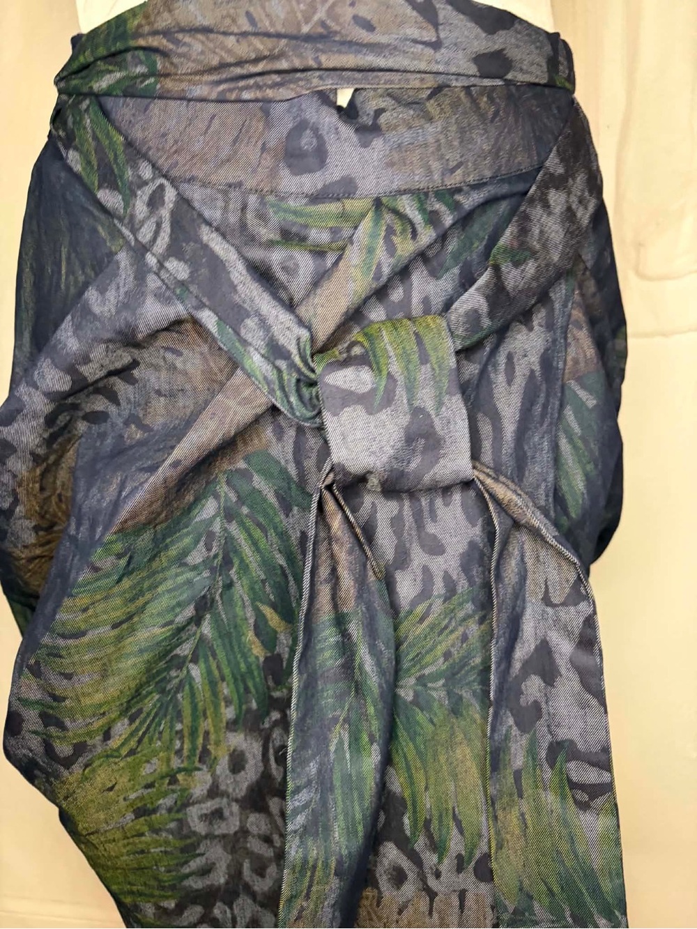 New York & Co Blue Green Tropical Print Skirt Size 10